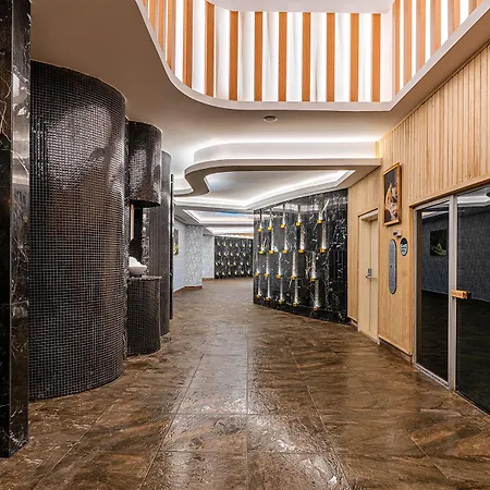 Arnor De Luxe & Hotell 5*