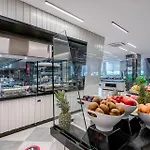 Arnor De Luxe & Hotel