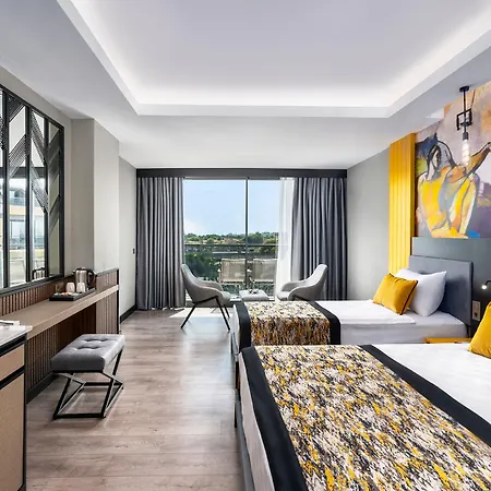 Arnor De Luxe & 5* סייד