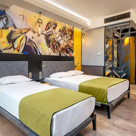 מלון Arnor De Luxe & 5*