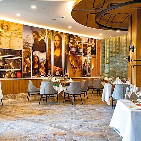 Hotel Arnor De Luxe &