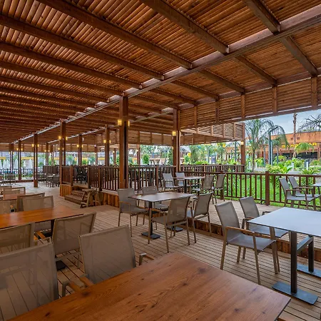 Otel Arnor De Luxe & Side